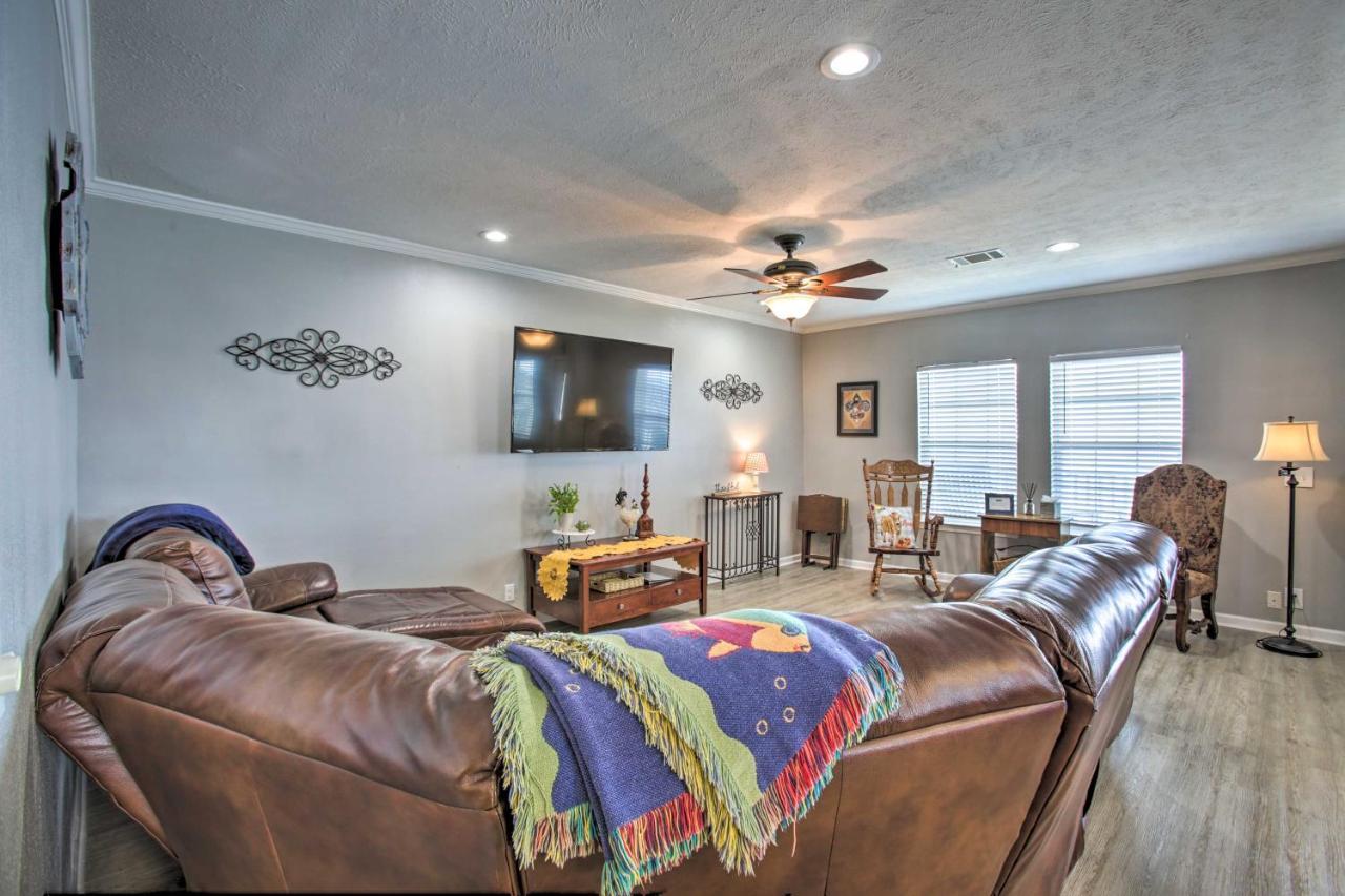 Waterfront New Orleans Home With Private Dock And Pier Bagian luar foto