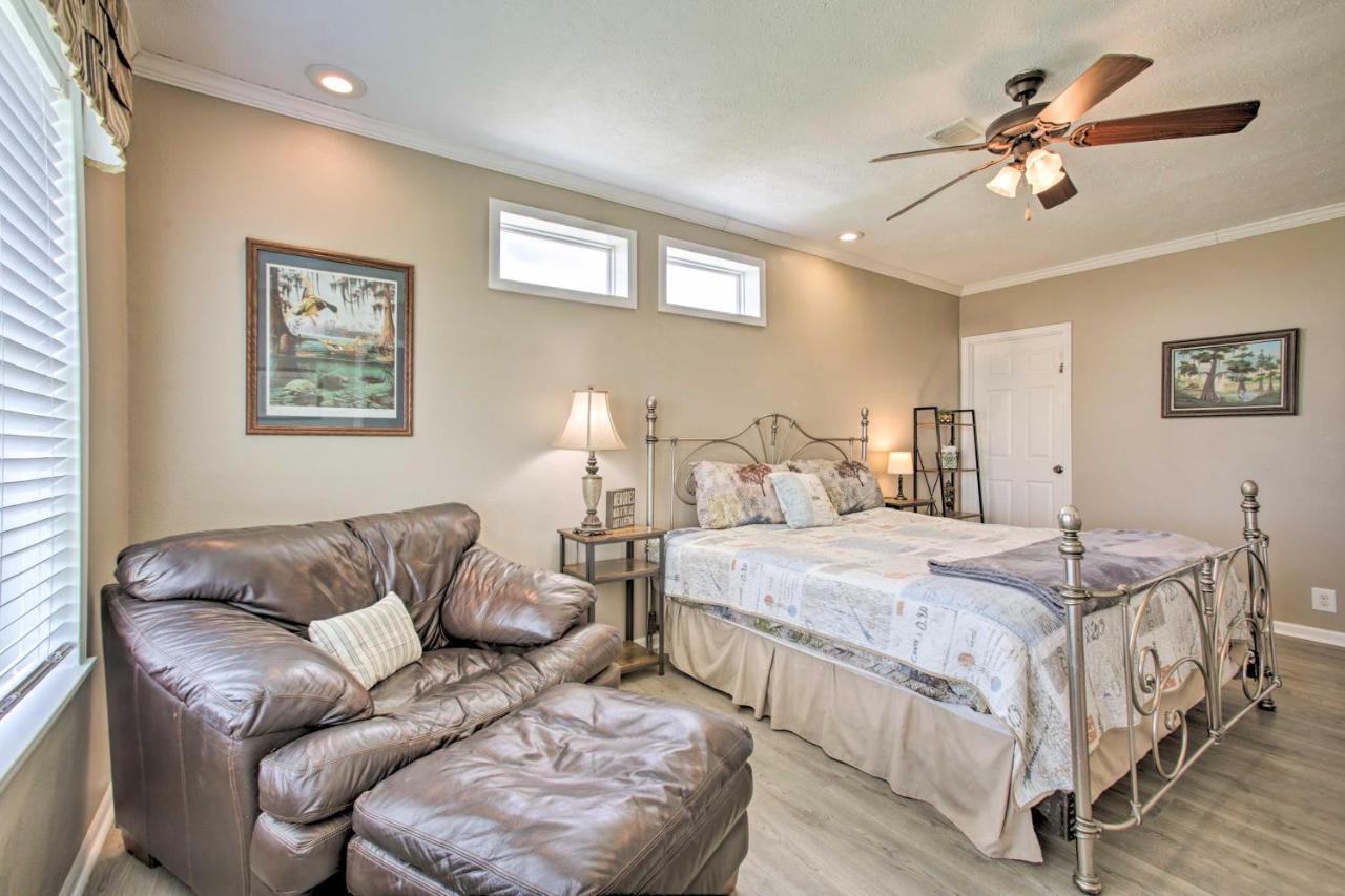 Waterfront New Orleans Home With Private Dock And Pier Bagian luar foto